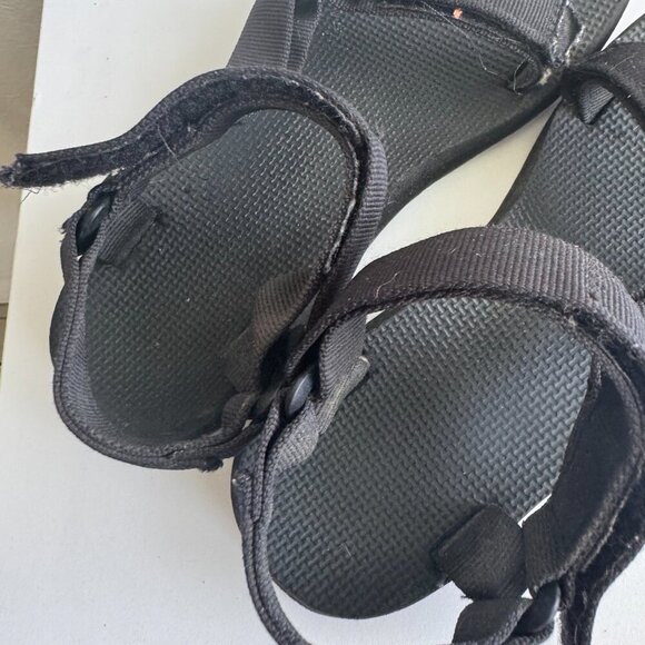 Teva Black Strappy Sport Sandals – Women’s Size 7– - Picture 3 of 8